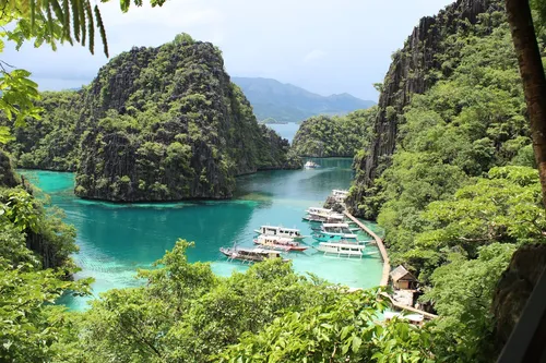 Kayangan Lake - Aus Kayangan Lake View Deck, Philippines