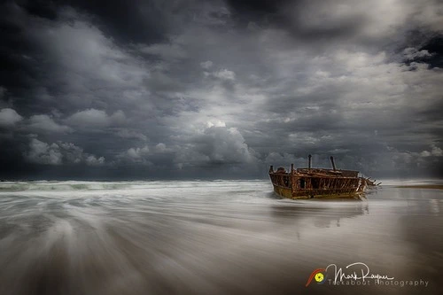 S.S. Maheno shipwreck - Din Front, Australia