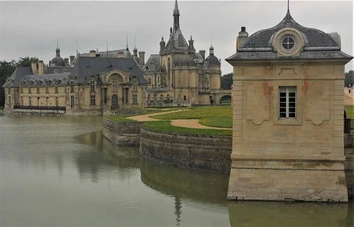 Castello di Chantilly - From South Side, France