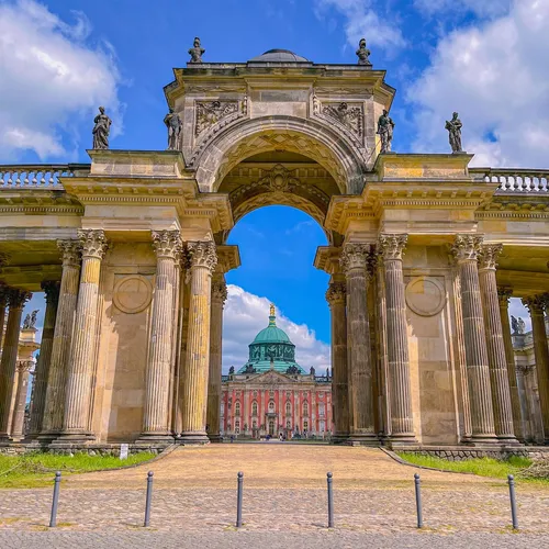 Kolonnade mit Triumphtor - Germany