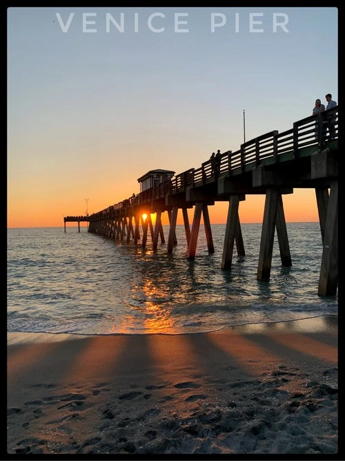 Venice Pier - Desde Venice Beach, United States