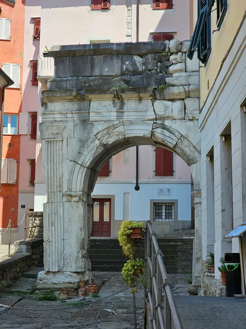 Arco di Riccardo - Italy