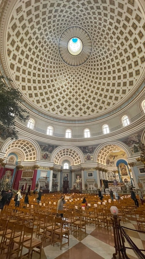 Mosta Rotunda - Desde Inside, Malta