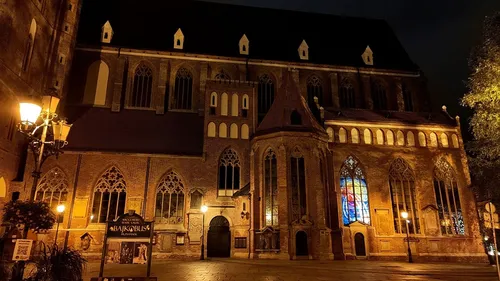 Kościół Garnizonowy Bazylika Mniejsza pw. Św. Elżbiety we Wrocławiu - Poland