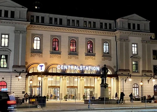 Central Station - Desde Vasagatan Street, Sweden