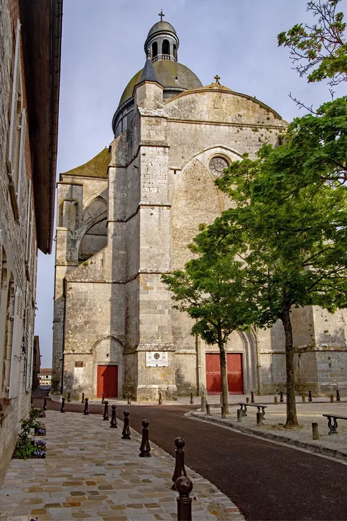 Saint-Quiriace collegiate church - France