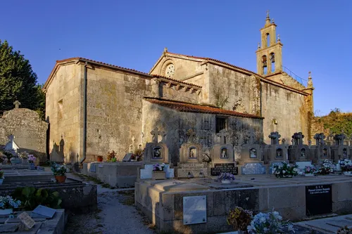 Iglesia de Santa María de Vilanova - Von Cemiterio de Allariz, Spain