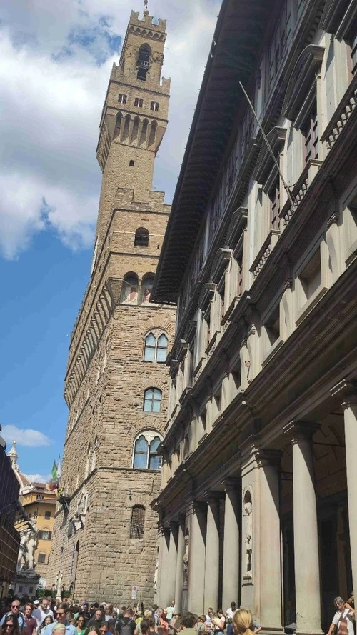Palazzo Vecchio e Loggia degli Uffizi - از جانب Piazzale degli Uffizi, Italy