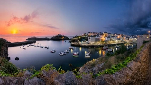 Puerto de Tapia de Casariego - Depuis Calle Francisco González Villamil, Spain