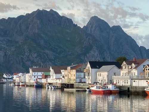 Hennigsvaer - 출발지 Lofoten Islands, Norway