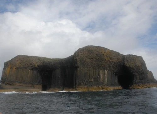 Rock Formations in Staffa Island - Depuis Ferry, United Kingdom