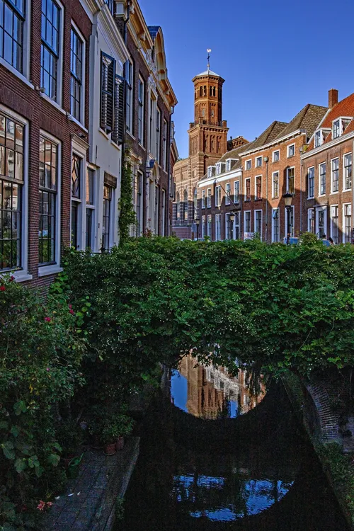 Remonstrantse Kerk - Depuis Canal, Netherlands
