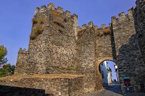 Castelo de Bragança: Portas de Santo António - Portugal