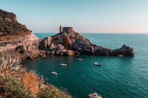 Chiesa di San Pietro - Desde Viewpoint, Italy