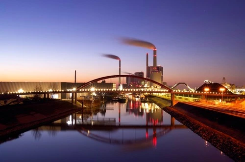 Großkraftwerk Mannheim - Aus Graßmannstraße Neckarau, Germany