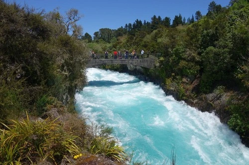 Huka Falls Bridge - Depuis Huka Falls Tracks, New Zealand