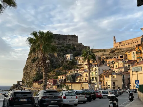 Castello Ruffo di Scilla - Desde Spiaggia Di Scilla, Italy