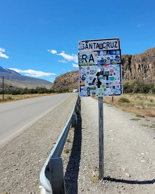 Letrero Santa Cruz Ruta 23 - Argentina