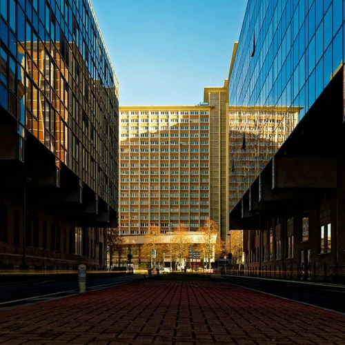 Cité administrative - Aus rue Gustave Delory, France