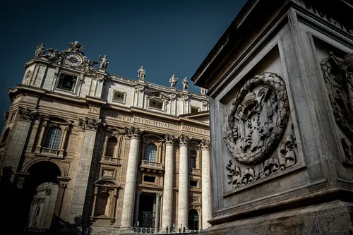 St. Peter's Basilica - Dari South East entrance, Vatican City
