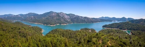 Shasta Lake - Depuis Turntable Bay exit Road, United States