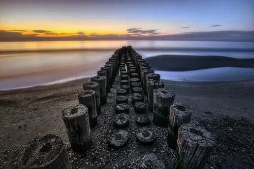 Molo dei 100 tronchi - Italy