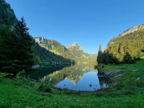 Lac de Tanay - Aus East Side, Switzerland