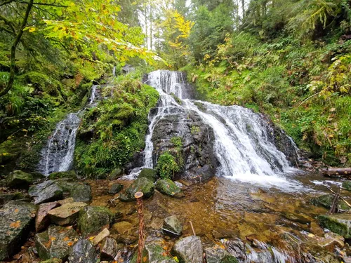 Cascade de creuse goutte - France