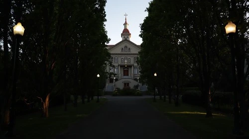 St. Ann's Academy - Desde Main Enterance, Canada
