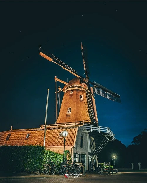 Korenmolen De Hoop - Desde Stadsspui, Netherlands