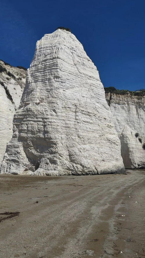 Monolite Pizzomunno - Desde Spiaggia, Italy