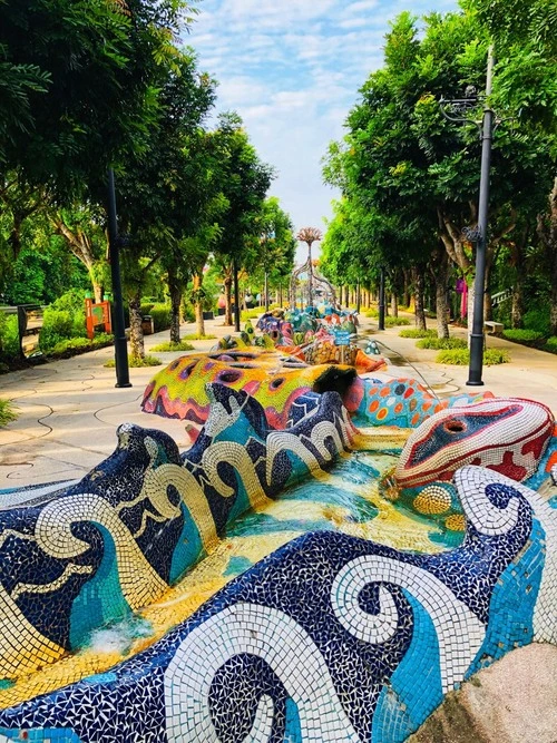 Mosaicism - Desde Imbiah Nature Trail, Singapore