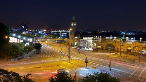 Pegeluhr Hamburg - From Aussichtspunkt "Bei der Erholung", Germany