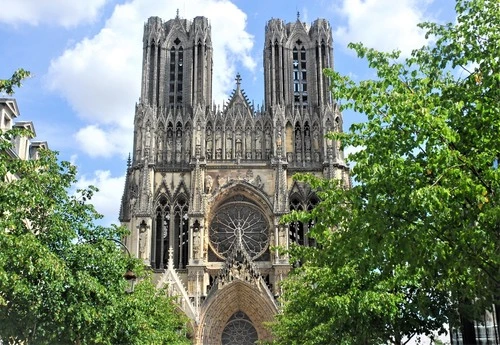 Cattedrale di Notre Dame - Desde Rue Rockefeller, France