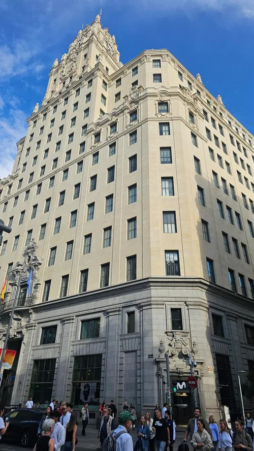 Edificio de la Compañía Telefónica - Spain
