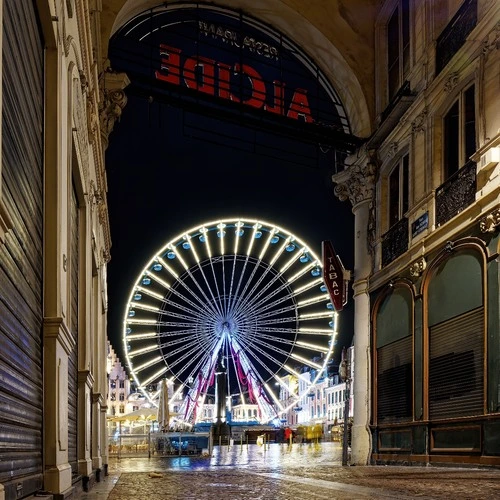 Place du Général de Gaulle - Desde Rue des Débris Saint-Étienne, France