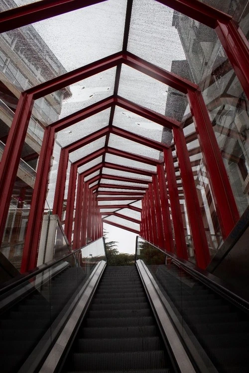 Escaleras Mecánicas - Depuis Rúa Segunda República, Spain