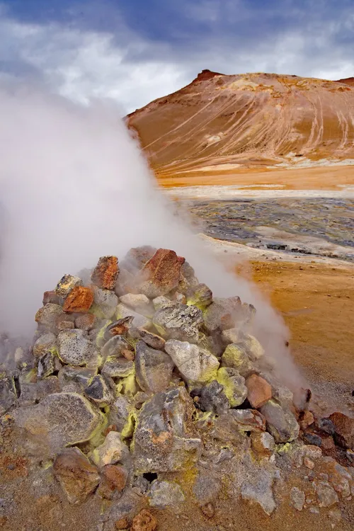 Sulfuric smoker - Iceland