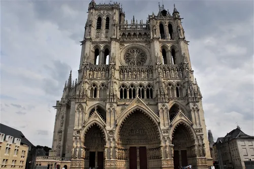 Cathédrale Notre-Dame d'Amiens - Desde Entrance, France