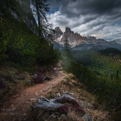 Lago Sorapis' path - Từ Path, Italy