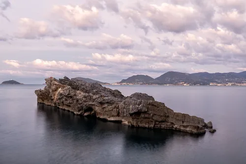 Scoglio del Groppo Lungo - Italy