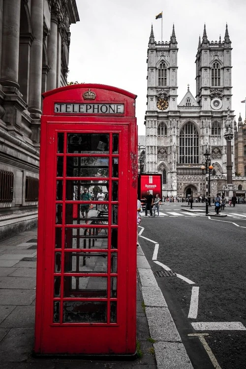 Red Phone Box and Westminster Abbey - Z Tothill St, United Kingdom