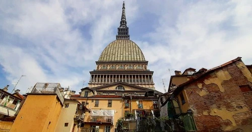 Mole Antonelliana - Von Via Vicolo Benevello, Italy