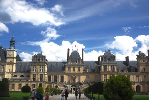 Château de Fontainebleau - Depuis Main Courtyard, France
