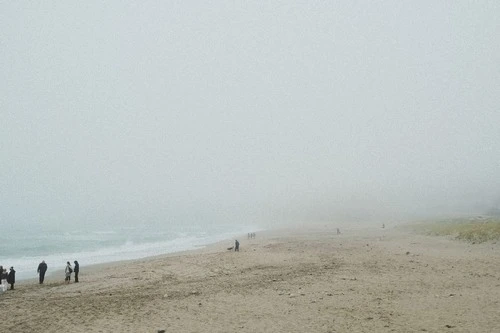 Pacifica State Beach - Aus Behind changing room, United States