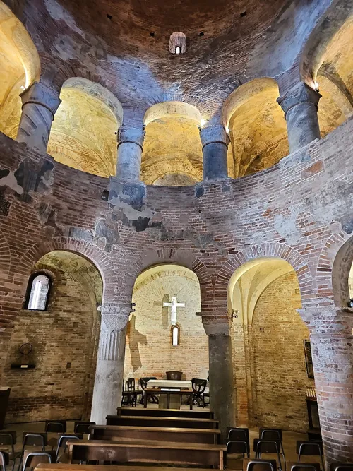 Rotonda di San Lorenzo - Da Inside, Italy
