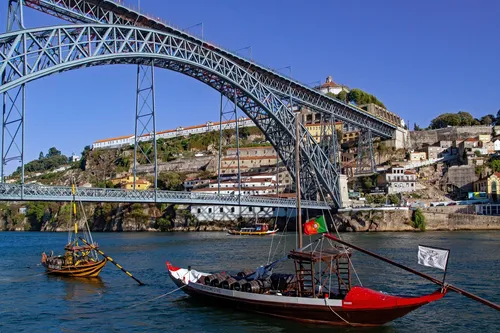 Ponte Dom Luis I - Da Cais da Ribeira, Portugal