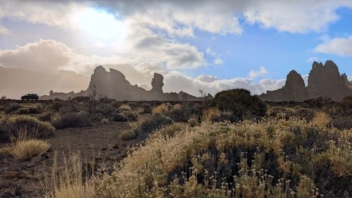 Sendero Roques de García - Desde Parador de Cañadas del Teide, Spain