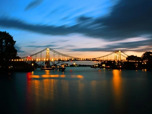 Kaiser Wilhelm Bridge - Aus Parking, Germany