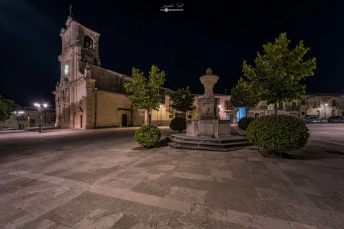 Chiesa Parrocchiale di S. Giacomo Maggiore Apostolo - Desde Piazza S. Sebastiano, Italy